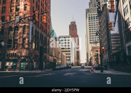 Vista sulla strada dal centro di Detroit MI, USA Foto Stock