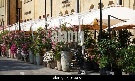 Kiev, Ucraina 11 luglio 2021: Antica fortezza e fortificazione per la difesa della città di Kiev vicino alla stazione della metropolitana Arsenalnaya Foto Stock