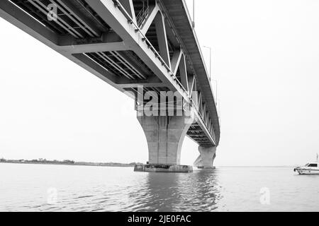 Il sogno del ponte Padma del Bangladesh è pronto per essere utilizzato. Domani il 25 giugno 2022, Foto Stock