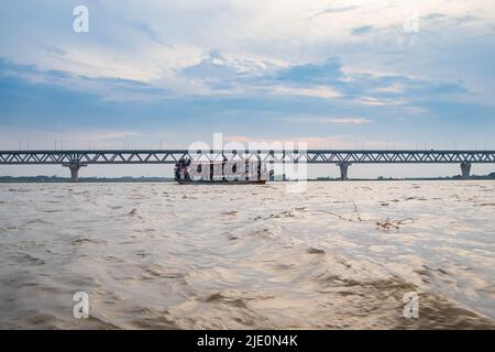 Il sogno del ponte Padma del Bangladesh è pronto per essere utilizzato. Domani il 25 giugno 2022, Foto Stock