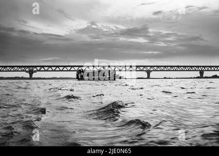 Il sogno del ponte Padma del Bangladesh è pronto per essere utilizzato. Domani il 25 giugno 2022, Foto Stock