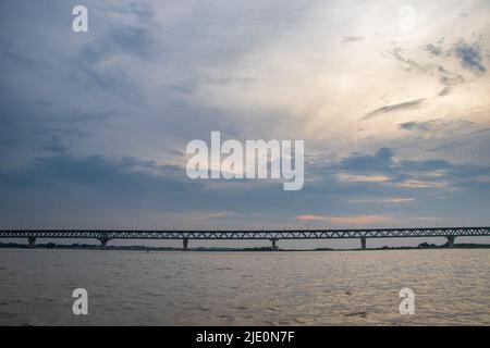 Il sogno del ponte Padma del Bangladesh è pronto per essere utilizzato. Domani il 25 giugno 2022, Foto Stock