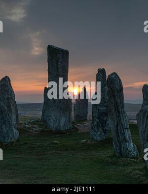 Stones di Callanish Callanais all'alba, Isola di Lewis, Ebridi esterne, Scozia Foto Stock