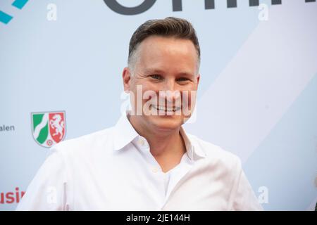 Colonia, Germania. 23rd giugno 2022. Richard GUTJAHR, giornalista, tappeto rosso, Red Carpet Show, presentazione dei Grimme Online Awards 2022 il 23rd giugno 2022 in The Flora Koeln, Â Credit: dpa/Alamy Live News Foto Stock