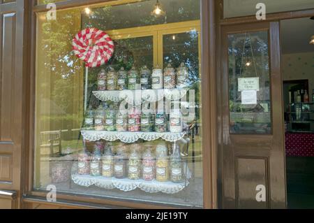 SIOP Losin (negozio di dolci), Saint Fagans Museum, Cardiff Foto Stock