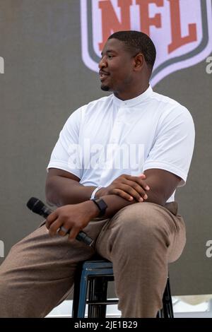 Cannes, Francia, 24 giugno 2022, Kelvin Beachum (NFL Athlete) ha partecipato Bold e Undeterred - la NFL sta trasformando il suo marchio al Festival Lions di Cannes - Festival Internazionale della creatività © ifnm press / Alamy Live Foto Stock