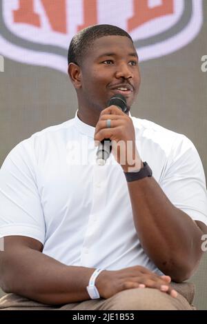 Cannes, Francia, 24 giugno 2022, Kelvin Beachum (NFL Athlete) ha partecipato Bold e Undeterred - la NFL sta trasformando il suo marchio al Festival Lions di Cannes - Festival Internazionale della creatività © ifnm press / Alamy Live Foto Stock