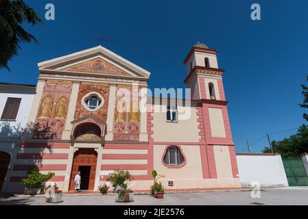 È uno dei conventi più importanti di Teano, anche perché all'interno dell'edificio si trovano i resti del santo che è la Coopatrona di Teano, Foto Stock