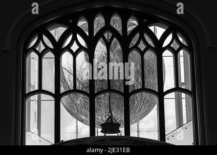 Ottawa, Canada - Aprile 17 2022: Decorazione del pianeta appeso nella lobby del Museo Canadese della natura Foto Stock