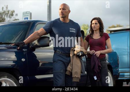 DWAYNE JOHNSON, Carla Gugino, SAN ANDREAS, 2015