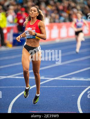 Manchester, Regno Unito. 24th giugno 2022. 24-6-2022: LEVIAL NIELSEN durante il 400 M Heat 2 al Muller UK Athletics Championships MANCHESTER REGIONAL ARENA – MANCHESTER Credit: PATRICK ANTHONISZ/Alamy Live News Foto Stock