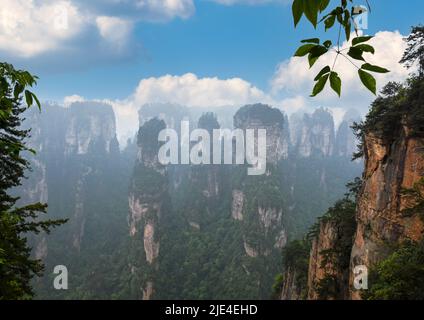 Unico grande e bello hunan wuling sotto ben tianmen apre mostra una cina-sud Foto Stock