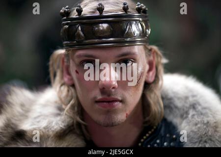 JAMIE CAMPBELL BOWER a CAMELOT (2011), diretto DA STEFAN SCHWARTZ e MIKAEL SALOMON. Credito: CBC / Album Foto Stock