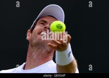 25th giugno 2022, All England Lawn Tennis and Croquet Club, Londra, Inghilterra; torneo di tennis di Wimbledon; Andy Murray durante la sua sessione di pratica Foto Stock