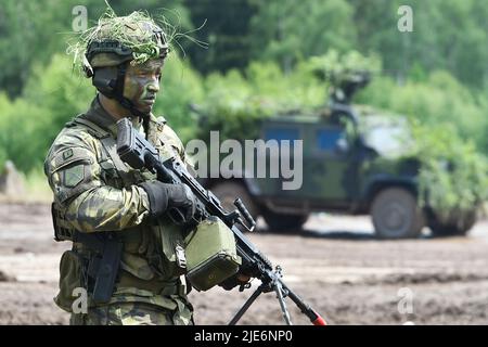 Strasice, Repubblica Ceca. 25th giugno 2022. Giorno delle forze militari ceche di terra Bahna 2022 nell'ex area militare Brdy vicino Strasice, Repubblica Ceca, 25 giugno 2022. Credit: Miroslav Chaloupka/CTK Photo/Alamy Live News Foto Stock