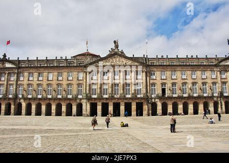 Il Palacio de Raxoi in Piazza Obradoiro a Santiago de compostela Foto Stock