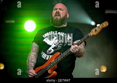 I Rumjacks suonano dal vivo durante il giorno 6 dell'Hellfest Open Air Festival, a Clisson, Francia, il 25 giugno 2022. Foto di Julien Reynaud/APS-Medias/ABACAPRESS.COM Foto Stock