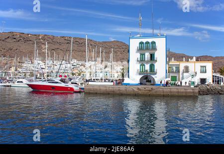 Porto di Puerto de Mogan, Grand Canary, Isole Canarie, Spagna, Europa Foto Stock