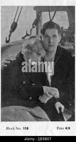 Foto Advertt blocco di JOAN BARRY e HENRY KENDALL IN RICCO E STRANO 1931 regista ALFRED HITCHCOCK romanzo Dale Collins adattamento Alfred Hitchcock scenario Alma Reville e Val Valentine British International Pictures (BIP) / Wardour Films Foto Stock