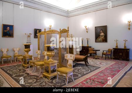 ST. PETERSBURG, RUSSIA - 17 FEBBRAIO 2021: Interno della Sala Rossi. Palazzo d'inverno, Hermitage Foto Stock