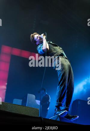 Sedgefield, County Durham, Regno Unito sabato 18 agosto 2018. Kaiser Chiefs chiude la prima giornata di Hardwick Live FestivalCredit: Tracy Daniel/Alamy Foto Stock