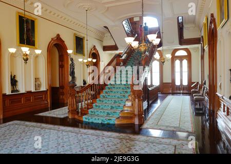 Scala al Palazzo della Principessa Iolani a Honolulu Foto Stock