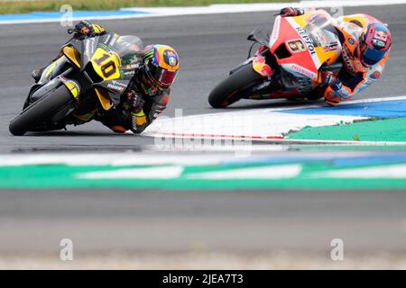 ASSEN, OLANDA - 26 GIUGNO: Luca Marini del Mooney VR46 Racing Team e dell'Italia durante la MotoGP dei Paesi Bassi al TT Assen il 26 giugno 2022 ad Assen, Olanda. (Foto di Patrick Goosen/Orange Pictures) Foto Stock