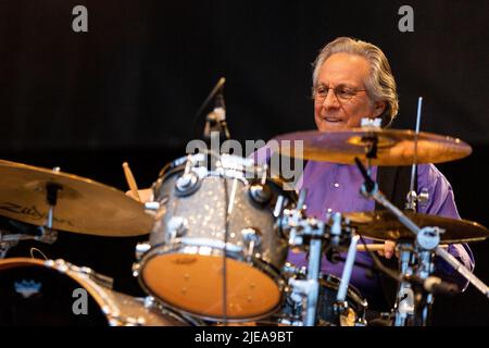 Milwaukee, Stati Uniti. 25th giugno 2022. Max Weinberg al Summerfest Music Festival il 25 giugno 2022, a Milwaukee, Wisconsin (Photo by Daniel DeSlover/Sipa USA) Credit: Sipa USA/Alamy Live News Foto Stock