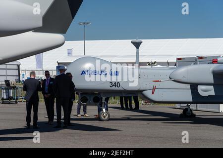 La ricognizione di Media Altitudine e Lunga Autonomia drone IAI Eitan ('Steadfast'), noto anche come airone TP. Foto Stock