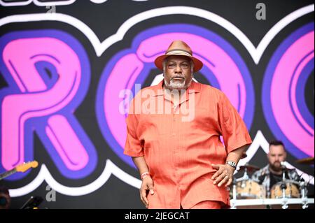 Sydney Youngblood , esibendosi al Lets Rock Leeds 80s Festival , UK , 25.06.2022 Foto Stock