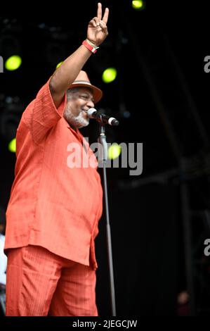 Sydney Youngblood , esibendosi al Lets Rock Leeds 80s Festival , UK , 25.06.2022 Foto Stock