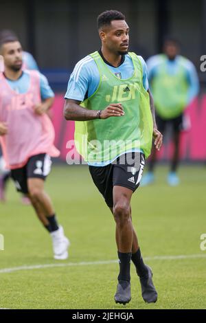 2022-06-27 12:14:03 ROTTERDAM - Danilo di Feyenoord durante la prima sessione di allenamento di Feyenoord al complesso sportivo 1908 il 27 giugno 2022 a Rotterdam, Olanda. ANP PIETER STAM DE JONGE olanda OUT - belgio OUT Foto Stock