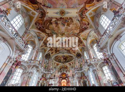 BIRNAU, BAVIERA, GERMANIA, 07 GIUGNO 2022 : Rococo e decori barocchi nella basilica di Birnau, sul lago di Costanza, di Gottfried Bernhard GOTZ e Joseph Anton Foto Stock