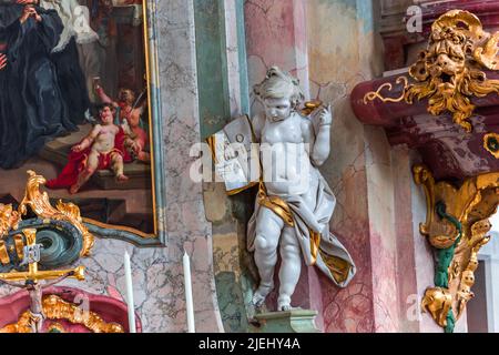 BIRNAU, BAVIERA, GERMANIA, 07 GIUGNO 2022 : Rococo e decori barocchi nella basilica di Birnau, sul lago di Costanza, di Gottfried Bernhard GOTZ e Joseph Anton Foto Stock