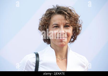 Colonia, Germania. 23rd giugno 2022. Ellen LEHMANN, giornalista, red carpet, Red Carpet Show, presentazione dei Grimme Online Awards 2022 il 23rd giugno 2022 in The Flora Koeln, Â Credit: dpa/Alamy Live News Foto Stock