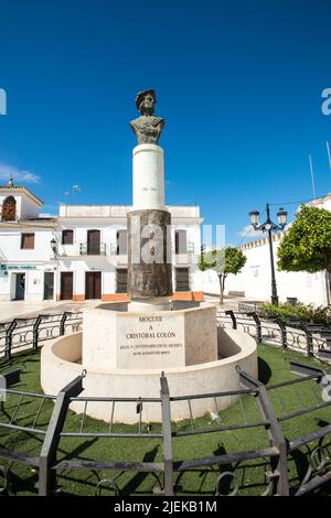 Monumento a Cristoforo Colombo vicino al monastero di Santa Clara, Moguer Foto Stock