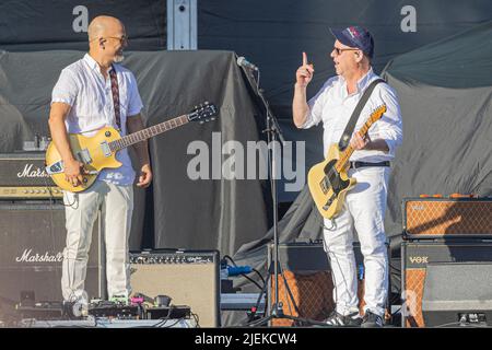 Autodromo Enzo e Dino Ferrari 25 Giugno 2022 Pixies - Pearl Jam Opening - Live at Imola Italy © Andrea Ripamonti / Alamy Foto Stock