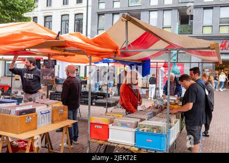 Il mercato dei dischi LP di seconda mano a Helmond, paesi bassi Foto Stock