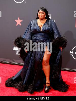 Los Angeles, Stati Uniti. 26th giugno 2022. Lizzo al BET Awards 2022 al Microsoft Theatre il 26 giugno 2022 a Los Angeles, CA (Photo by Katrina Jordan/Sipa USA) Credit: Sipa USA/Alamy Live News Foto Stock