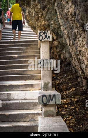 Scale collina di Marjan, scala con più di 300 gradini, salire su una piattaforma di osservazione alla cima del colle di Marjan, Spalato, Croazia Foto Stock