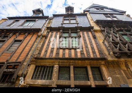 Maison du Drapier. Musée de la Reine Bérengère, Rue de la Reine Bérengère, le Mans, Pays de la Loire, Francia. La casa tardo gotica a graticcio da Foto Stock