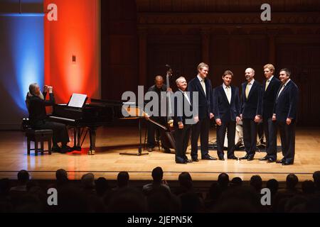 Concerto per 40th anni dei King's Singers presso la Cadogan Hall, Sloane Terrace, Londra, Regno Unito. 30 Apr 2008 Foto Stock