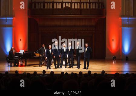 Concerto per 40th anni dei King's Singers presso la Cadogan Hall, Sloane Terrace, Londra, Regno Unito. 30 Apr 2008 Foto Stock