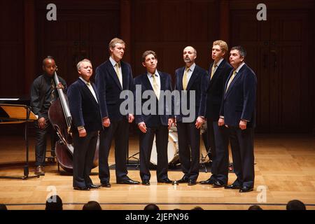 Concerto per 40th anni dei King's Singers presso la Cadogan Hall, Sloane Terrace, Londra, Regno Unito. 30 Apr 2008 Foto Stock