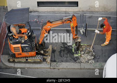 - Milano, cortile - Milano, cantiere stradale Foto Stock