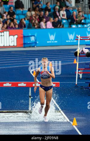 26-6-2022: Giorno 3 le donne 's 3000 m Steeplechase - finale THORNER Elise di YEOVIL OLIYMPIADS 3rd posto in 9:57,06 al Muller UK Athletics Championships MANCHESTER REGIONAL ARENA – MANCHESTER Foto Stock