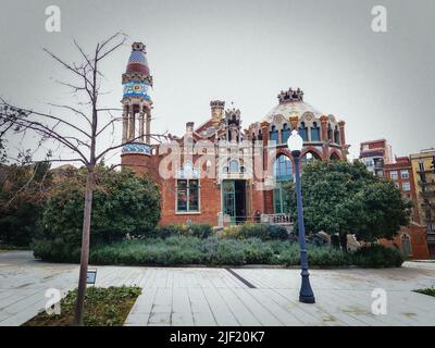 Barcellona, Spagna - 11 marzo 2022: Uno degli edifici più belli dell'Ospedale Sant Pau Foto Stock