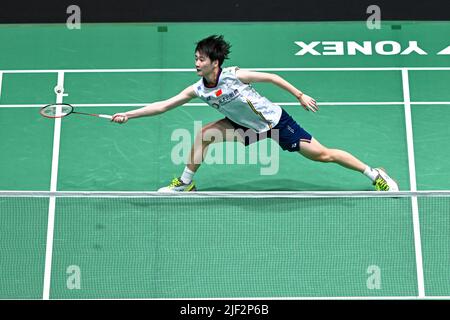 Kuala Lumpur, Malesia. 29th giugno 2022. Chen Yufei della Cina compete durante la prima partita femminile del singolo contro il suo connazionale Zhang Yiman al Malaysia Open 2022 a Kuala Lumpur, Malesia, 29 giugno 2022. Credit: Yuyuyuyuyuyuyuyuyuyuyuyuyuyuyuy Foto Stock