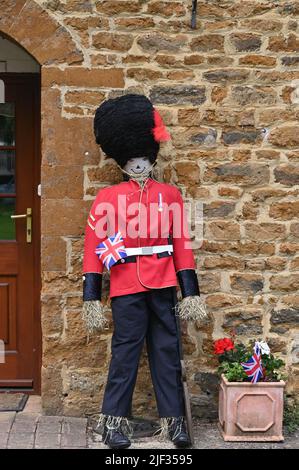 Un festival di capricci per celebrare il Giubileo del platino della regina si è tenuto nel villaggio nord dell'Oxfordshire di Hook Norton durante il fine settimana di 2/6 giu Foto Stock