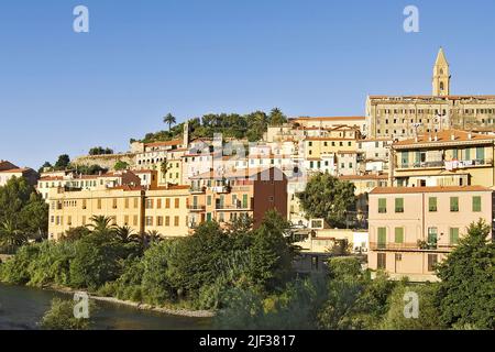 Centro storico di Ventimiglia, Italia, Liguria, Ventimiglia Foto Stock